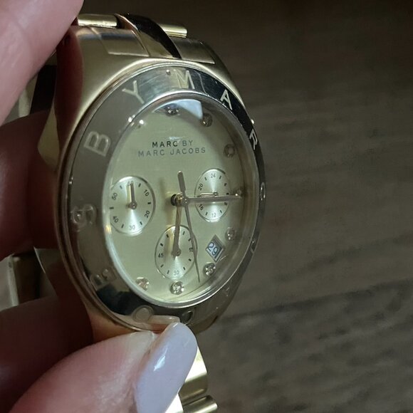 MARC JACOBS GOLD WATCH - Picture 7 of 7
